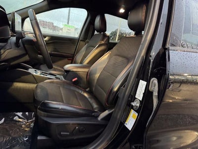 2024 Ford Escape ST-Line w/Heated Steering Wheel + Adaptive Cruise