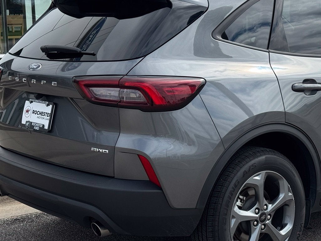 2025 Ford Escape ST-Line Select
