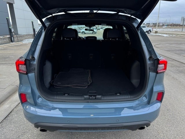 2023 Ford Escape ST-Line Select w/ Heated Steering Wheel + Adaptive Cruise