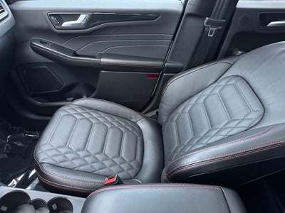 2024 Ford Escape ST-Line Elite w/ Panoramic Moonroof + Head-Up Display