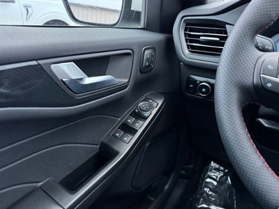 2024 Ford Escape ST-Line Elite w/ Panoramic Moonroof + Head-Up Display