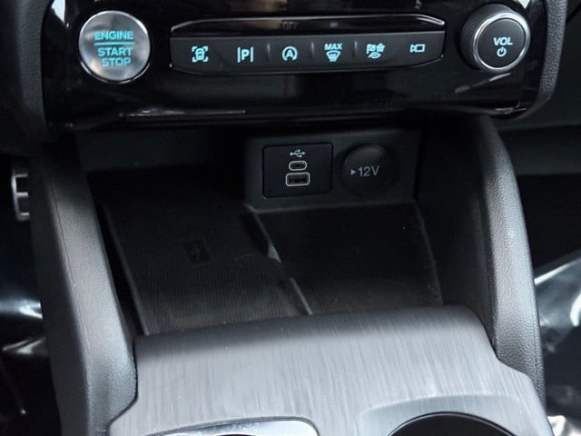 2024 Ford Escape ST-Line Elite w/ Panoramic Moonroof + Head-Up Display