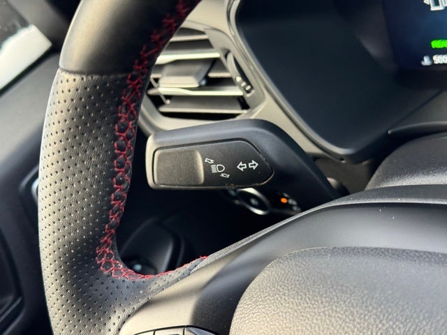 2023 Ford Escape Hybrid ST-Line Elite w/ Panoramic Moonroof + Head-Up Display