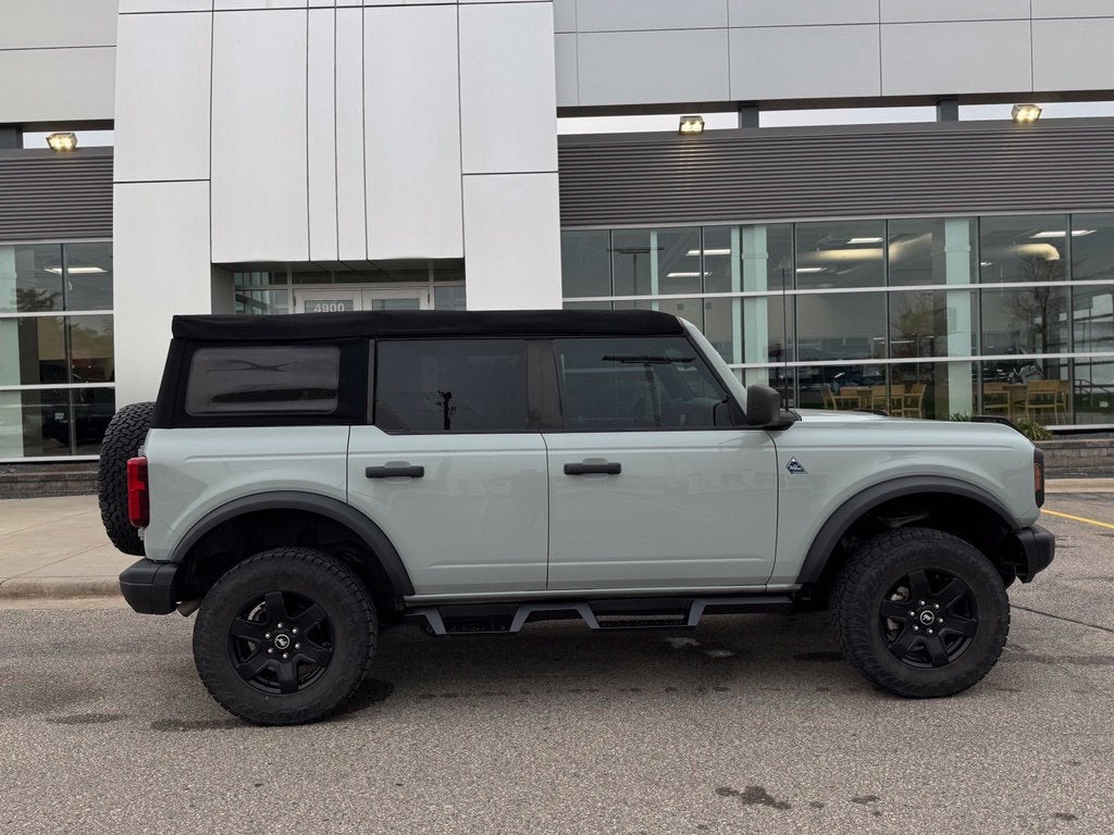 2022 Ford Bronco Black Diamond