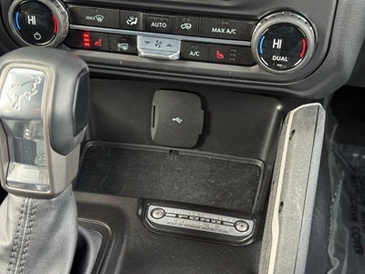 2023 Ford Bronco Outer Banks w/ Heated Steering Wheel + Navigation