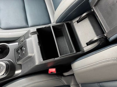 2023 Ford Bronco Outer Banks w/ Heated Steering Wheel + Navigation