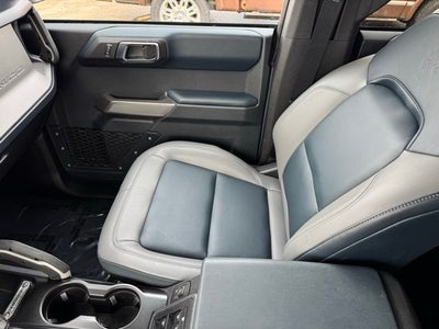 2023 Ford Bronco Outer Banks w/ Heated Steering Wheel + Navigation