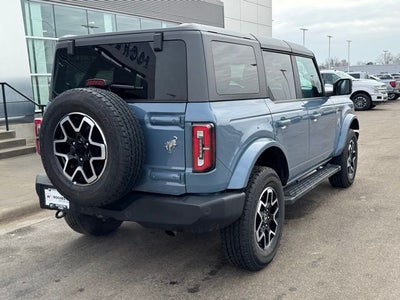 2023 Ford Bronco Outer Banks w/ Heated Steering Wheel + Navigation