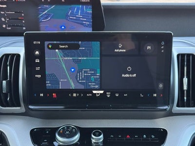 2025 Ford Expedition Max Active w/ Panoramic Moonroof + 8 Passenger Seating (2nd R