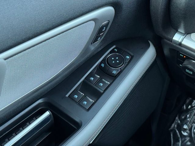 2025 Ford Expedition Max Active w/ Panoramic Moonroof + 8 Passenger Seating (2nd R