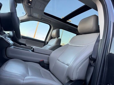 2025 Ford Expedition Max Active w/ Panoramic Moonroof + 8 Passenger Seating (2nd R