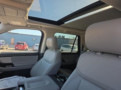 2025 Ford Expedition Max Active w/ Panoramic Moonroof + 8 Passenger Seating (2nd R