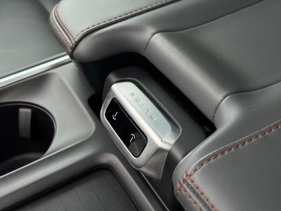 2025 Ford Expedition Max Active w/ Panoramic Moonroof + 8 Passenger Seating (2nd R