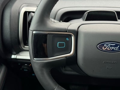 2025 Ford Expedition Max Active w/ Panoramic Moonroof + 8 Passenger Seating (2nd R