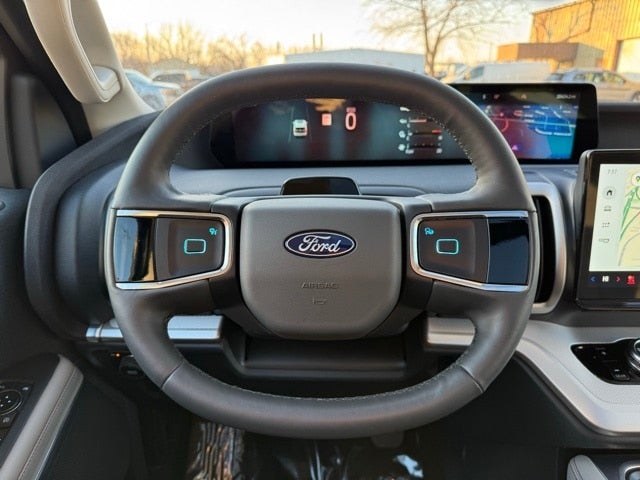 2025 Ford Expedition Max Active w/ Panoramic Moonroof + 8 Passenger Seating (2nd R