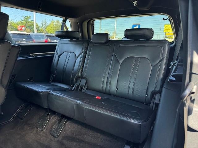 2020 Ford Expedition Max Limited w/Heavy Duty Tow Pkg