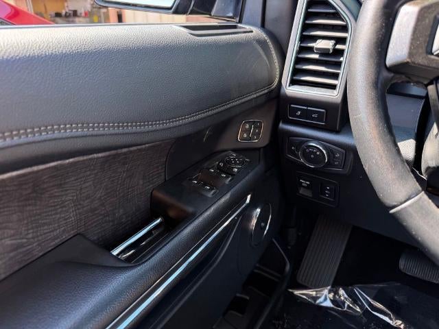 2020 Ford Expedition Max Limited w/Heavy Duty Tow Pkg