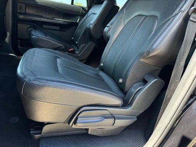 2020 Ford Expedition Max Limited w/Heavy Duty Tow Pkg