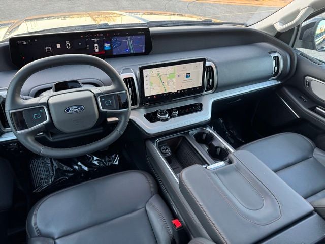 2025 Ford Expedition Active w/ Panoramic Moonroof + 2nd Row Bucket Seats