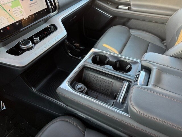 2025 Ford Expedition Active w/ Panoramic Moonroof + 2nd Row Bucket Seats