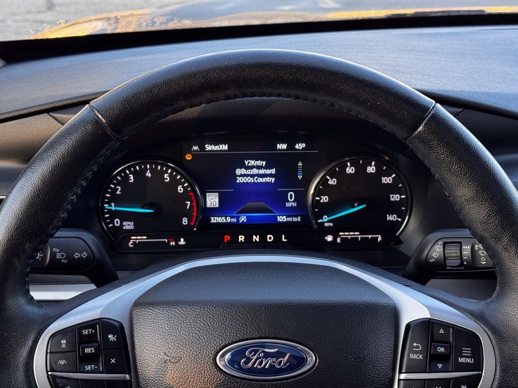 2023 Ford Explorer XLT w/Twin Panel Roof + Adaptive Cruise