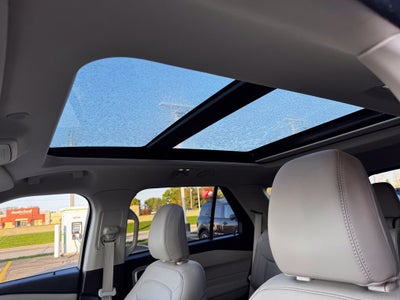 2023 Ford Explorer XLT w/Twin Panel Roof + Adaptive Cruise