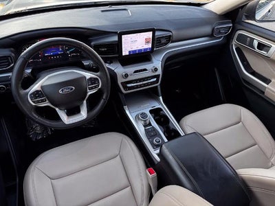 2023 Ford Explorer XLT w/Twin Panel Roof + Adaptive Cruise