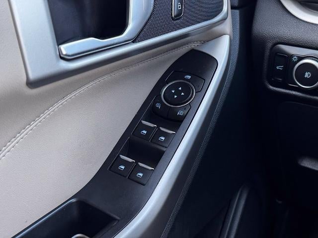 2023 Ford Explorer XLT w/Twin Panel Roof + Adaptive Cruise