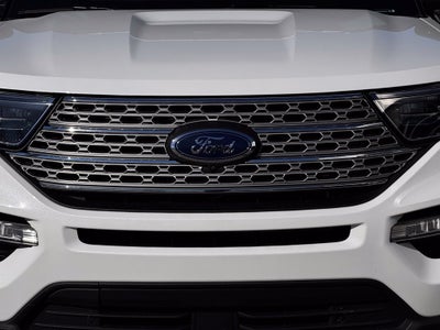 2023 Ford Explorer Limited w/Twin Panel Roof
