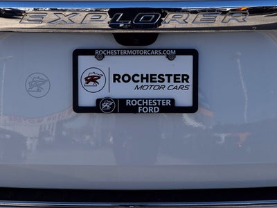 2023 Ford Explorer Limited w/Twin Panel Roof