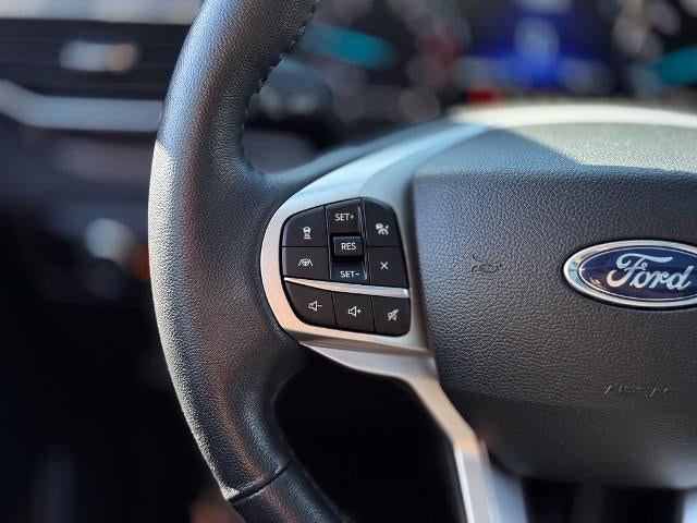 2023 Ford Explorer Limited w/Twin Panel Roof