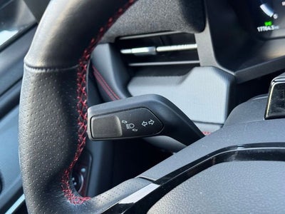 2025 Ford Explorer ST-Line w/ Heated Steering Wheel + Massaging Seats