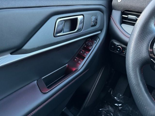 2025 Ford Explorer ST-Line w/ Heated Steering Wheel + Massaging Seats