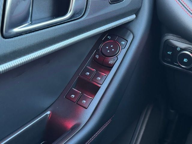 2025 Ford Explorer ST-Line w/ Heated Steering Wheel + Massaging Seats