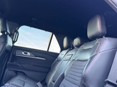 2025 Ford Explorer ST-Line w/ Heated Steering Wheel + Massaging Seats