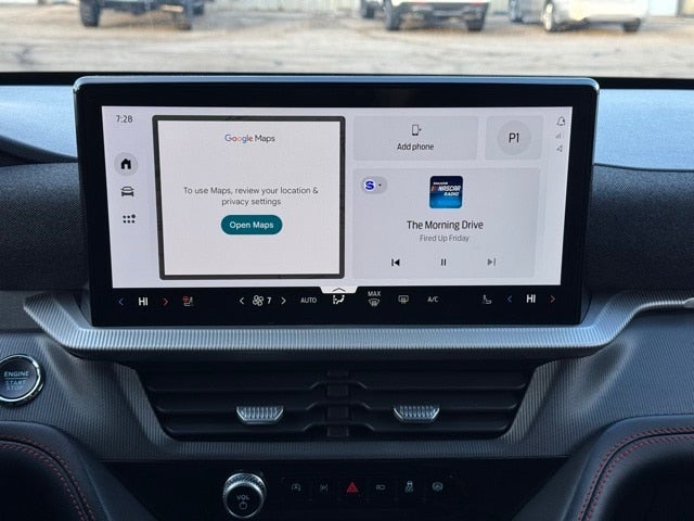 2025 Ford Explorer ST-Line w/ Heated Steering Wheel + Massaging Seats