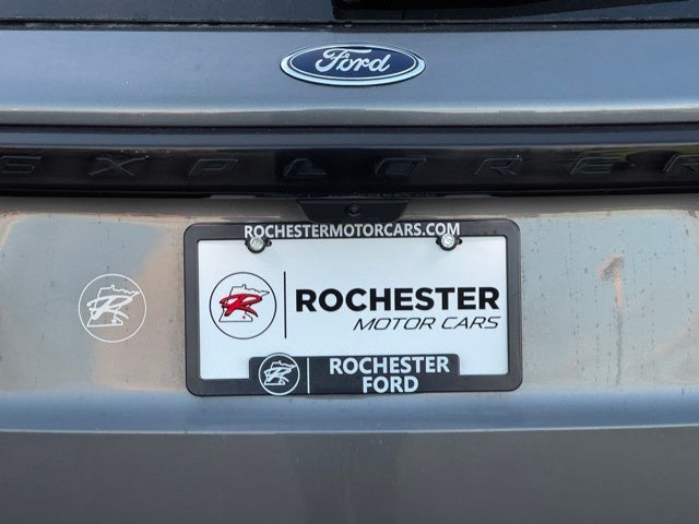 2025 Ford Explorer ST w/ Twin Panel Moonroof + Massaging Seats