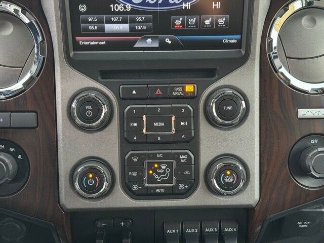 2015 Ford F-250SD Lariat w/ Remote Start + Rear Camera