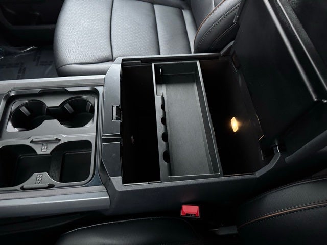 2026 Ford F-350SD Lariat w/ Twin Panel Moonroof + 2kw Pro Power Onboard