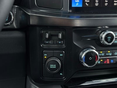 2026 Ford F-350SD Lariat w/ Twin Panel Moonroof + 2kw Pro Power Onboard