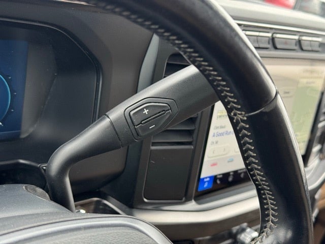 2023 Ford F-350SD Lariat w/ Twin Panel Moonroof + 360 Camera