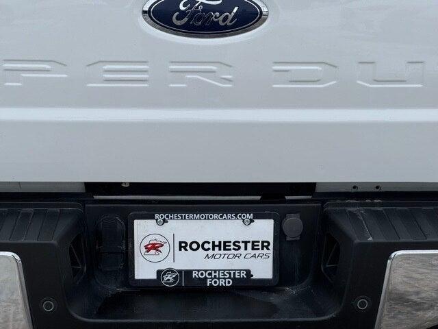 2023 Ford F-350SD Lariat w/ Twin Panel Moonroof + 360 Camera