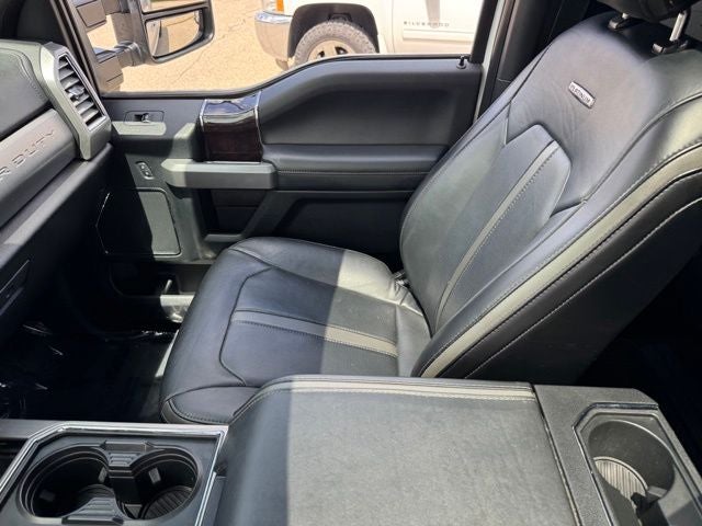 2017 Ford F-350SD Platinum
