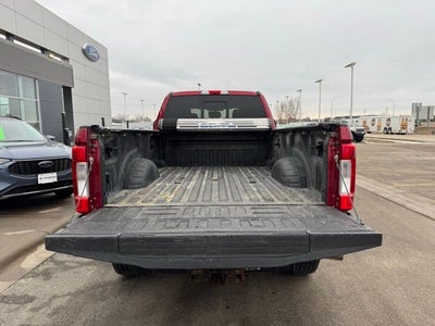 2019 Ford F-350SD Lariat w/ Navigation + Rear CHMSL Camera