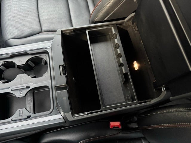 2024 Ford F-350SD Lariat w/ Head's Up Display + 360 Camera