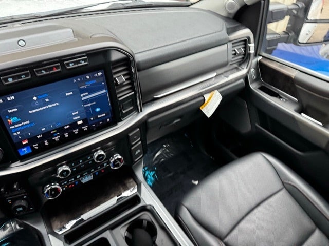 2024 Ford F-350SD Lariat w/ Head's Up Display + 360 Camera