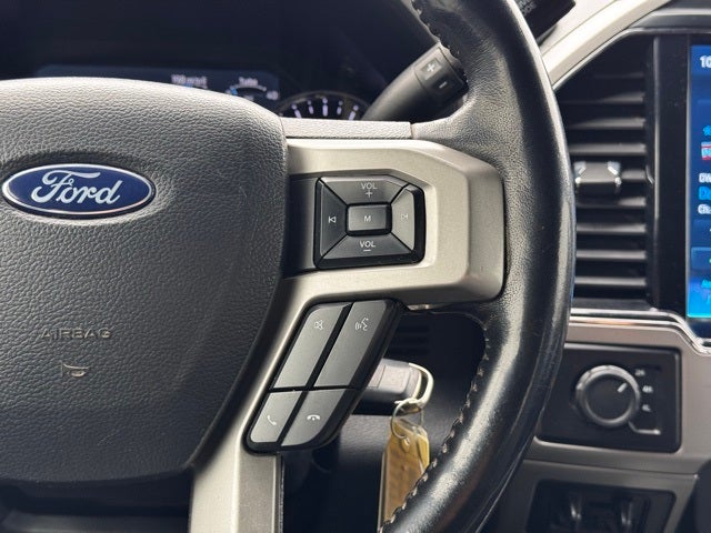 2022 Ford F-350SD Lariat Special w/ Twin Panel Moonroof + 360 Camera