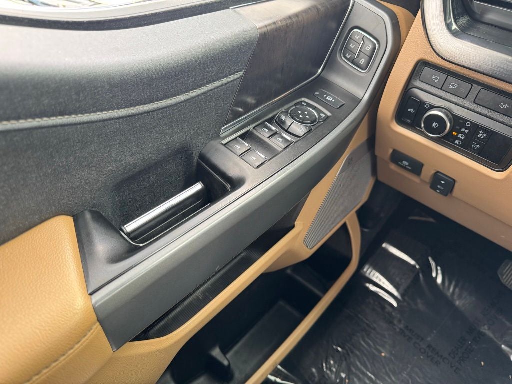 2023 Ford F-350SD Lariat