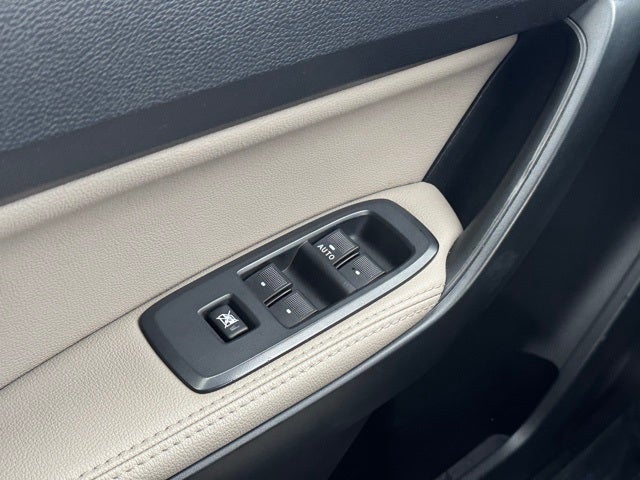 2019 Ford Ranger Lariat w/ Navigation + Trailer Tow Package