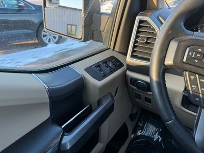 2019 Ford F-150 XLT w/ Navigation + Trailer Tow Package